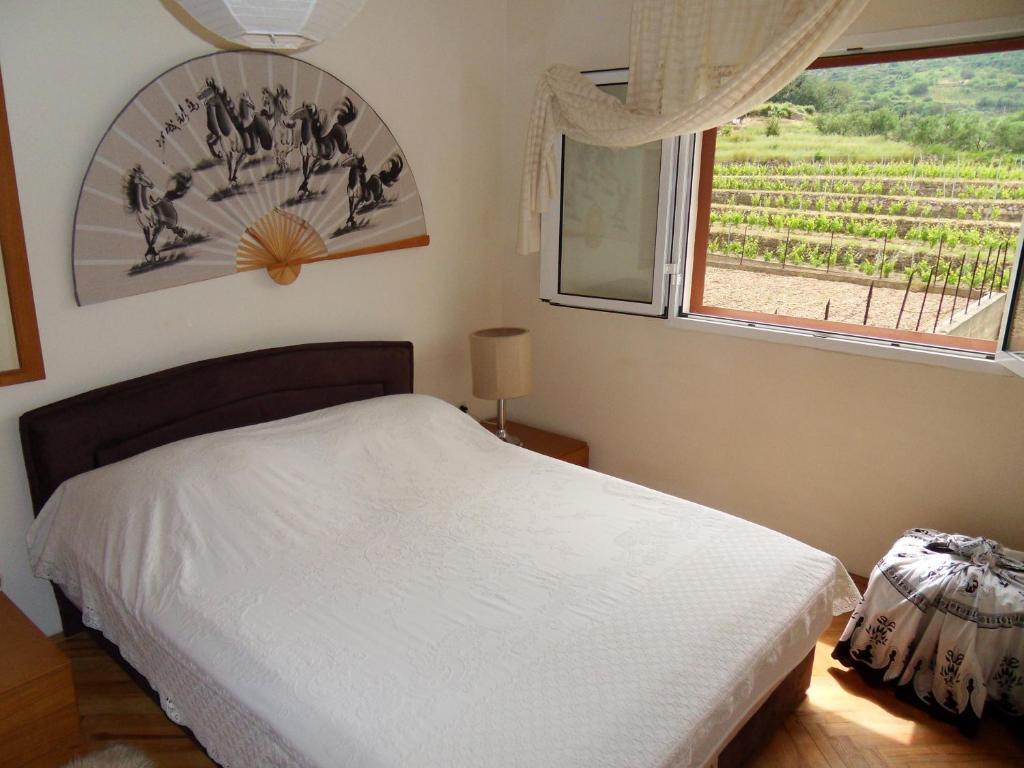 Apartments Popaj Komiza Room photo